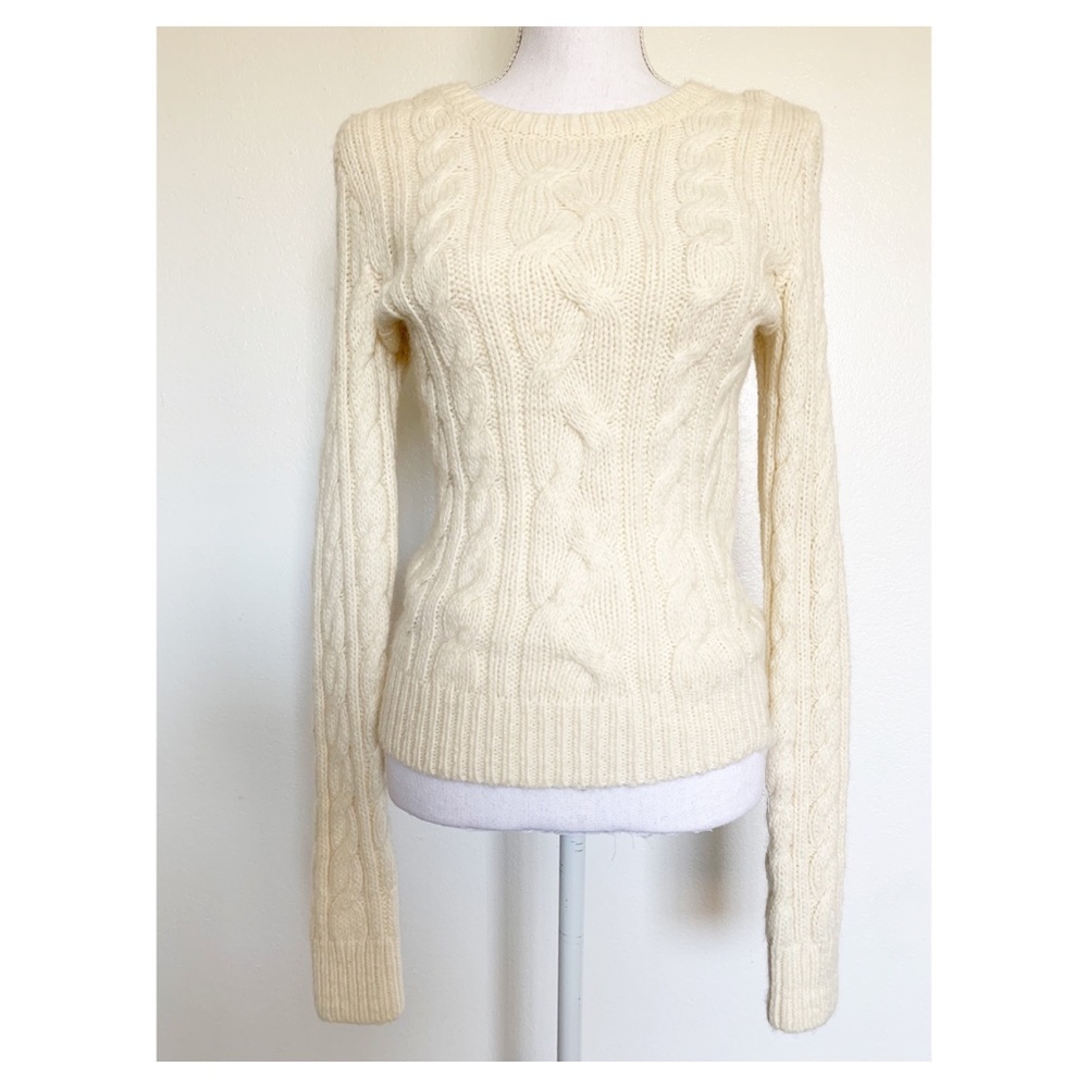 Gilly Hicks Crewneck Cable Knit Sweater - Picture 1 of 4